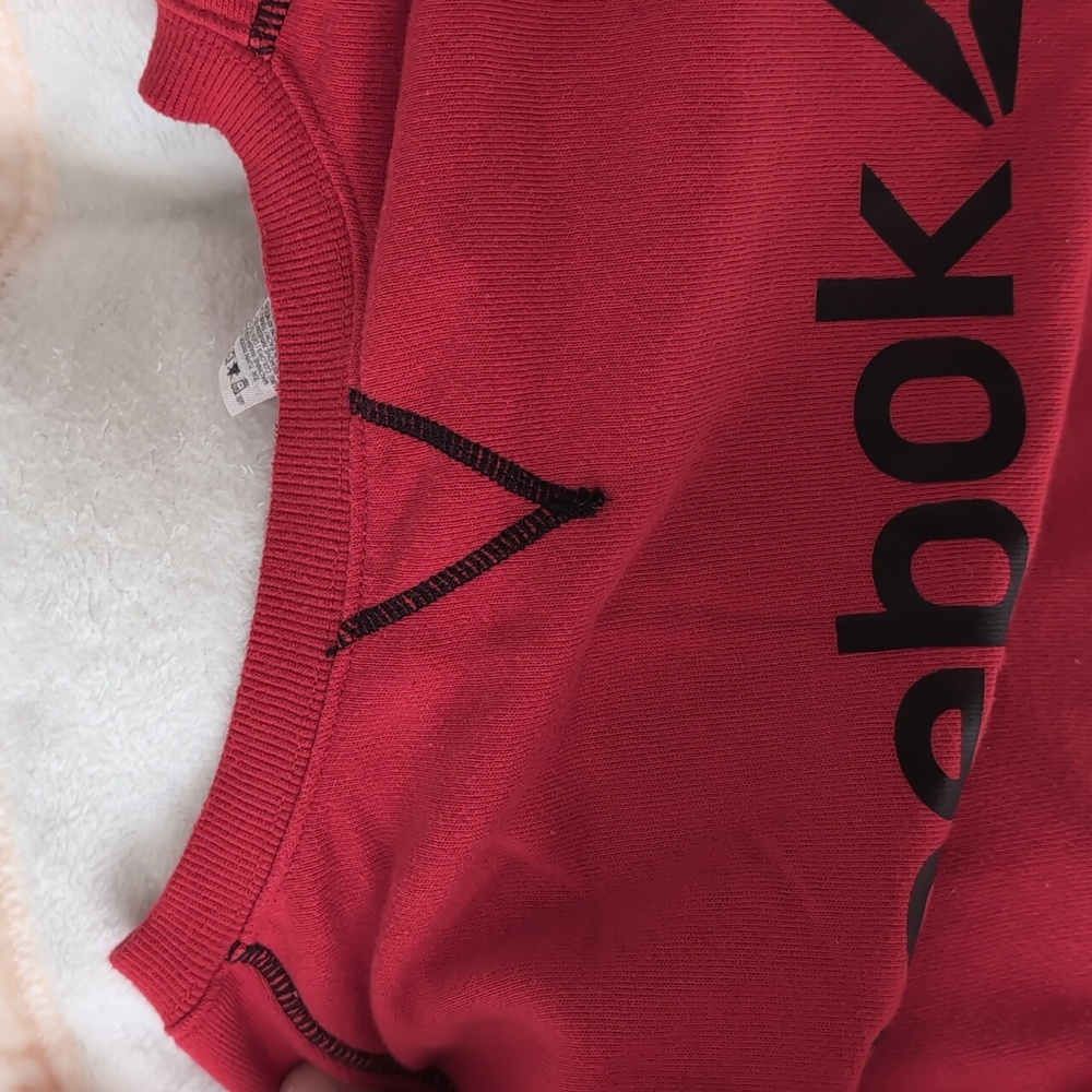 mens Reebok Red Sweatshirt - Picture 6 of 9